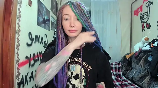 Roxy Silver online show from 02.09.25