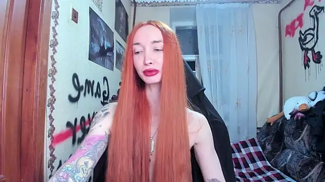 Roxy Silver online show from 03.08.25