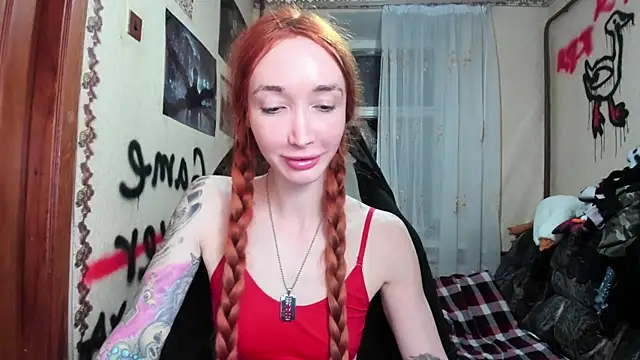 Roxy Silver online show from 11.15.25