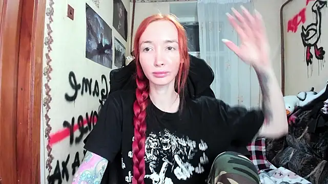 Roxy Silver online show from 02.04.26