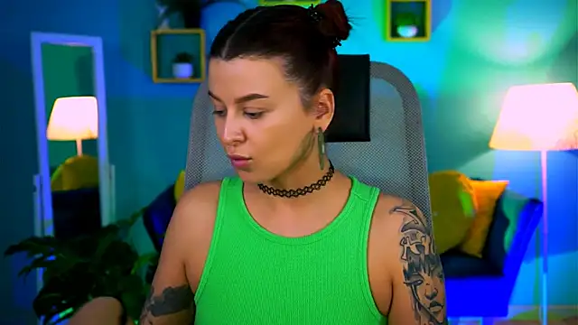 NicoleMun online show from 02.27.26