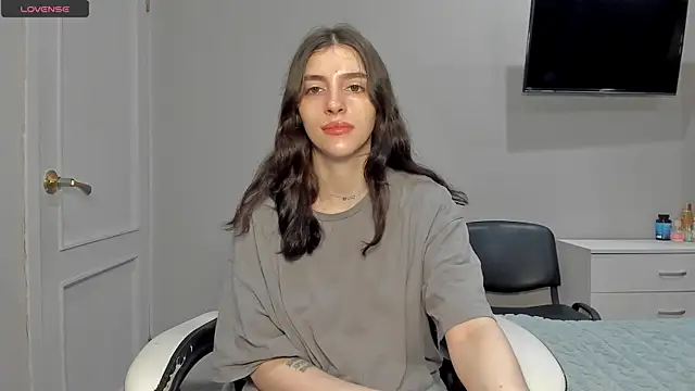 broosnica1 online show from 12.18.25