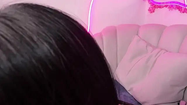 AndreaRoux online show from 02.07.25