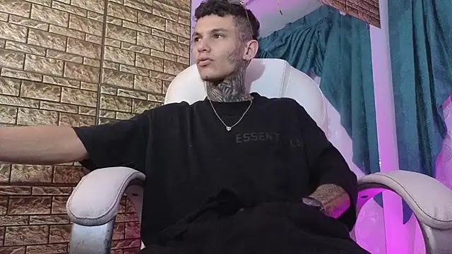 Stuart Boy  online show from 10.10.25