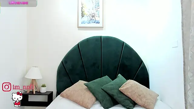  AlejaCruz  online show from 01.12.26