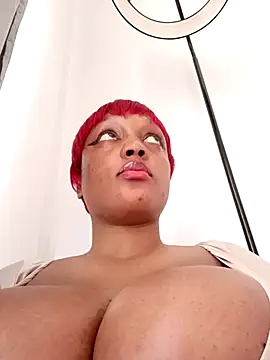 Busty Bambi online show from 05.12.26