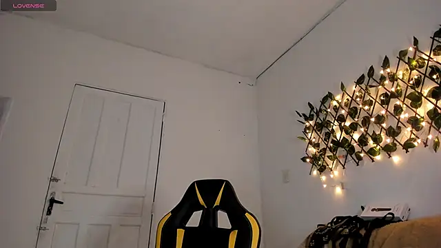 Chica hot dirty online show from 01.06.25