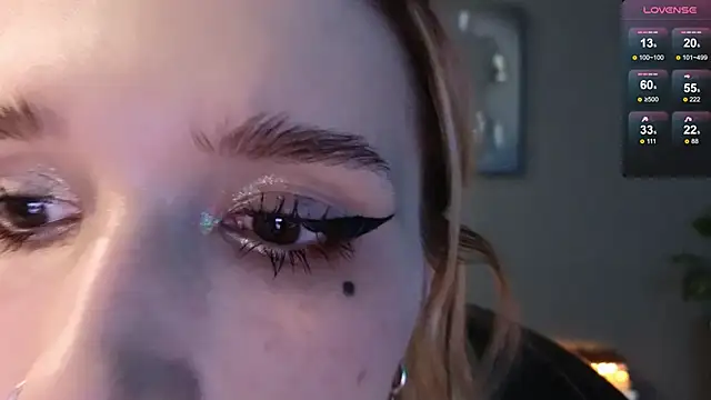 SophieInkk online show from 02.05.25