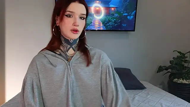 SophieInkk online show from 11.12.25