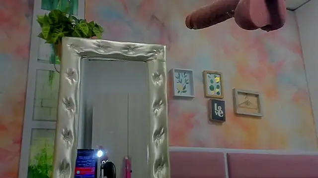 Snapshot of Idiris_big chatting on 03.14.25 Idiris big online show from 03.14.25