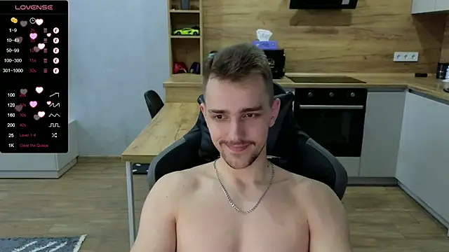 Snapshot of Larstar01 chatting on 01.12.25 Larstar01 online show from 01.12.25