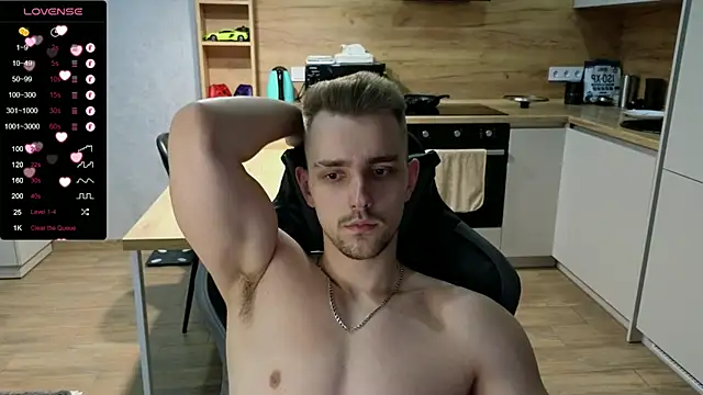 Snapshot of Larstar01 chatting on 02.09.25 Larstar01 online show from 02.09.25