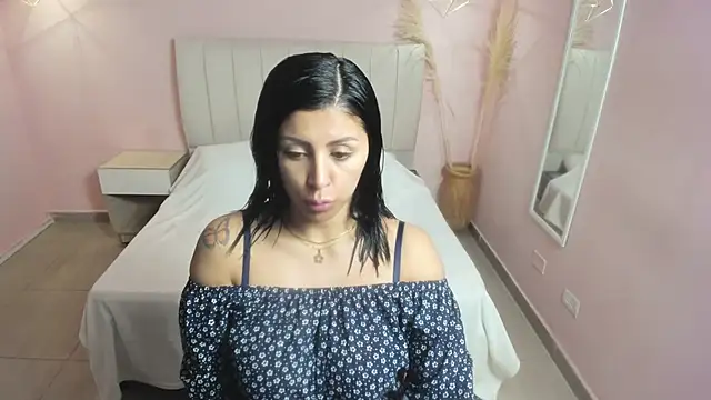 Snapshot of tiffani__love chatting on 01.29.25 tiffani love online show from 01.29.25