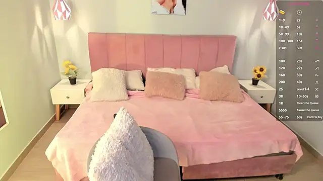 Snapshot of tiffani__love chatting on 03.14.25 tiffani love online show from 03.14.25