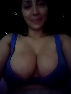 Snapshot of tiffani__love chatting on 10.08.25 tiffani love online show from 10.08.25