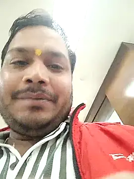 Snapshot of DeepakXxxR86 chatting on 11.21.25 DeepakXxxR86 online show from 11.21.25