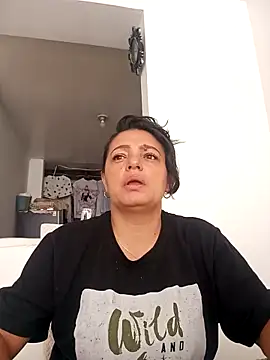 Emily0215 online show from 02.13.26