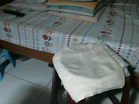 Snapshot of triangle0623 chatting on 10.20.25 triangle0623 online show from 10.20.25