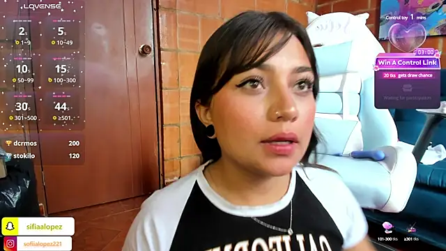 Snapshot of sofiaalopez2 chatting on 12.10.24 sofiaalopez2 online show from 12.10.24