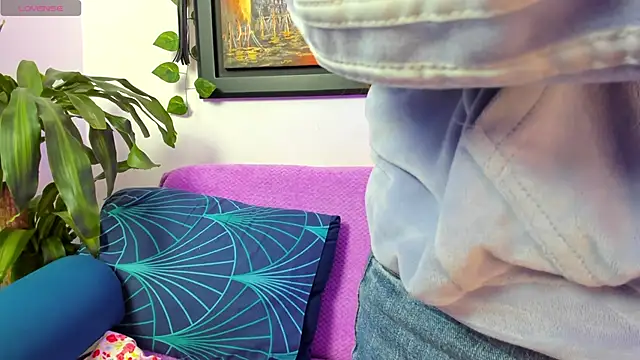 Snapshot of sofiaalopez2 chatting on 10.22.25 sofiaalopez2 online show from 10.22.25