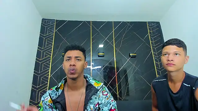 Snapshot of Hottwinkguys chatting on 02.17.25 Hottwinkguys online show from 02.17.25