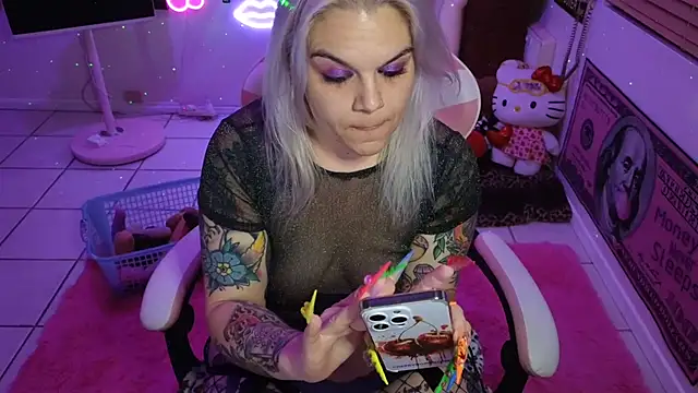 CherryBombBomb online show from 01.30.25