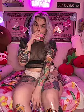 CherryBombBomb online show from 02.17.25