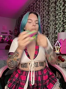 CherryBombBomb online show from 04.04.26