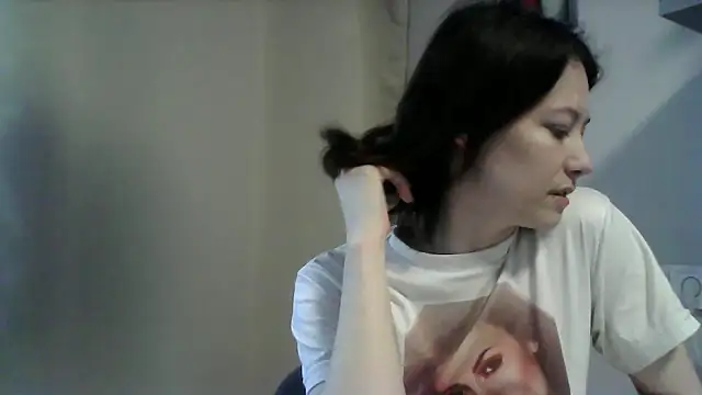 SunElizabeth online show from 02.07.25