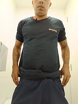 Snapshot of Seductiveblack chatting on 07.17.26 Seductiveblack online show from 07.17.26
