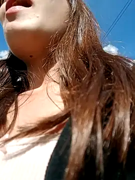 Snapshot of Violeta_12- chatting on 11.18.25 Violeta 12- online show from 11.18.25