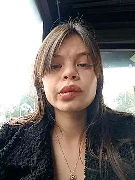 Snapshot of Violeta_12- chatting on 01.15.26 Violeta 12- online show from 01.15.26