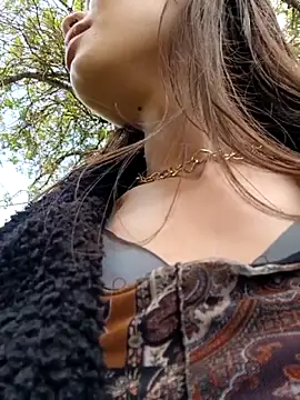 Snapshot of Violeta_12- chatting on 02.05.26 Violeta 12- online show from 02.05.26