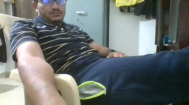 naughtymike0007 online show from 01.06.25