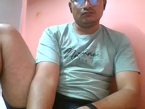 naughtymike0007 online show from 09.30.25
