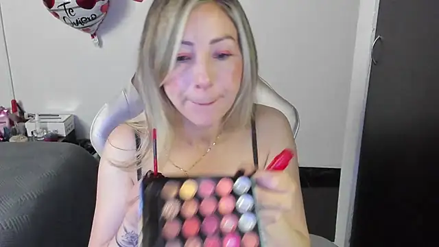 Snapshot of Andreina_Suann chatting on 09.27.25 Andreina Suann online show from 09.27.25