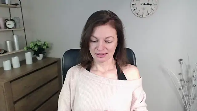 VivianWILD online show from 01.20.25