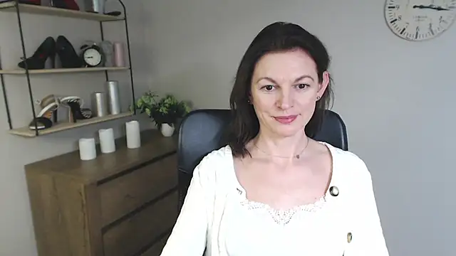 VivianWILD online show from 01.31.25