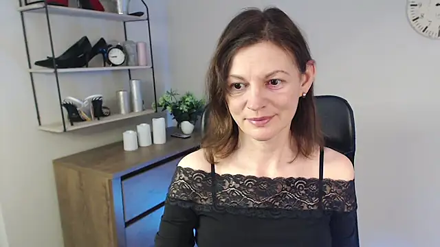 VivianWILD online show from 02.24.25