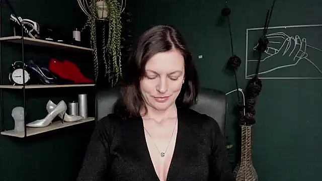 VivianWILD online show from 03.14.25