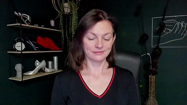 VivianWILD online show from 03.17.25