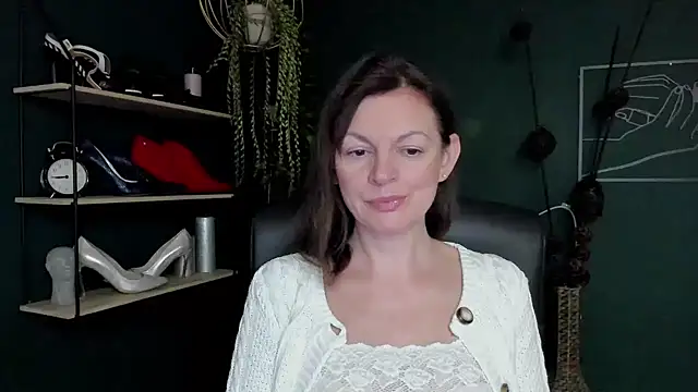 VivianWILD online show from 03.19.25