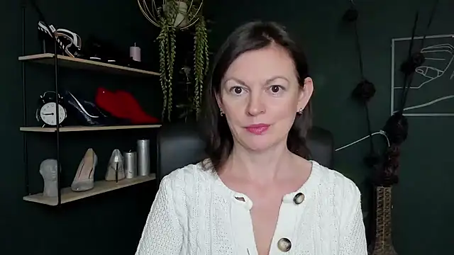 VivianWILD online show from 03.21.25