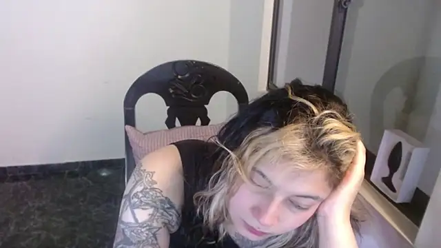 Snapshot of mailer_parsonss chatting on 11.08.25 mailer parsonss online show from 11.08.25