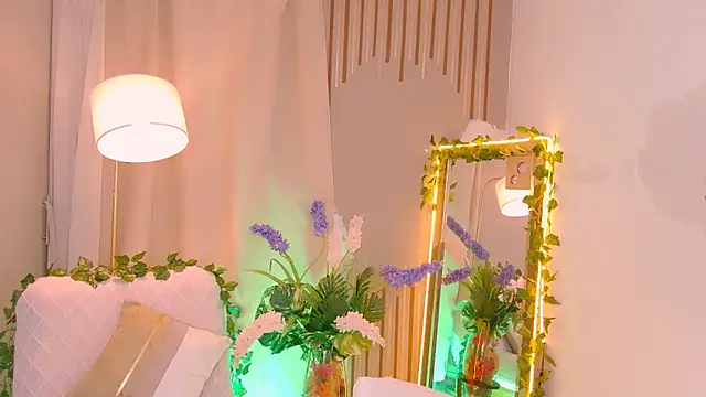 Snapshot of Miss_ash chatting on 02.17.25 Miss ash online show from 02.17.25