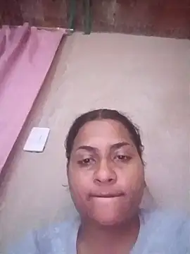 Giselabrunette25 online show from 02.11.26