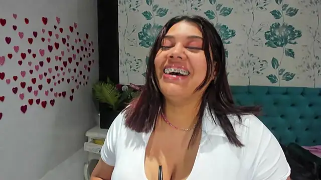 LindaBreeS online show from 01.22.25