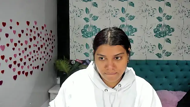 LindaBreeS online show from 01.23.25