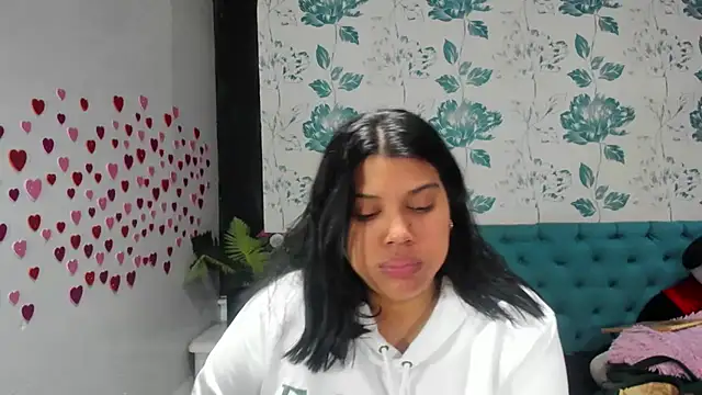 LindaBreeS online show from 01.26.25