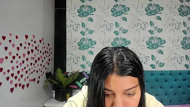 LindaBreeS online show from 01.27.25